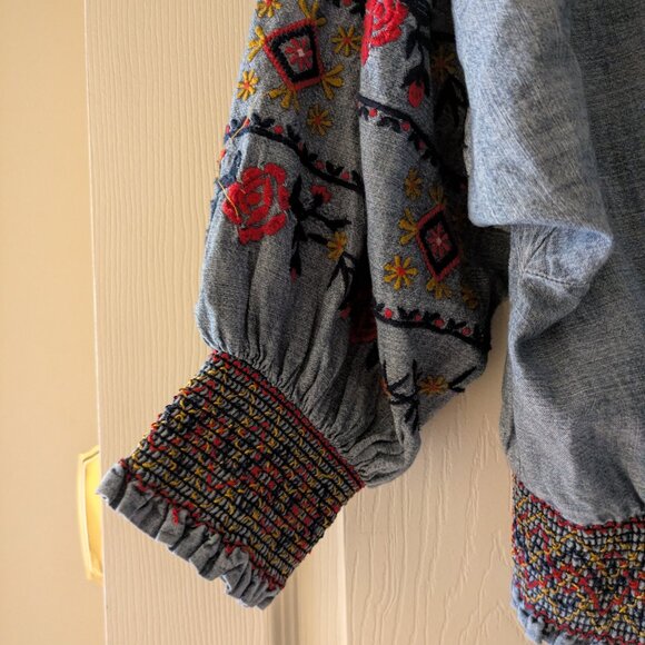 Gap Embroidered Boho Blouse - Picture 6 of 10